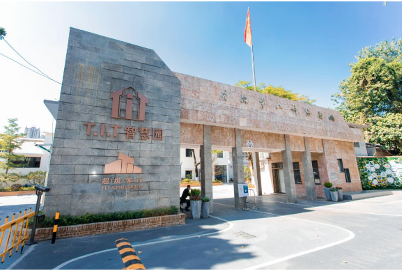 十佳志愿者 | 活化二棉廠，他致力于留住員村記憶